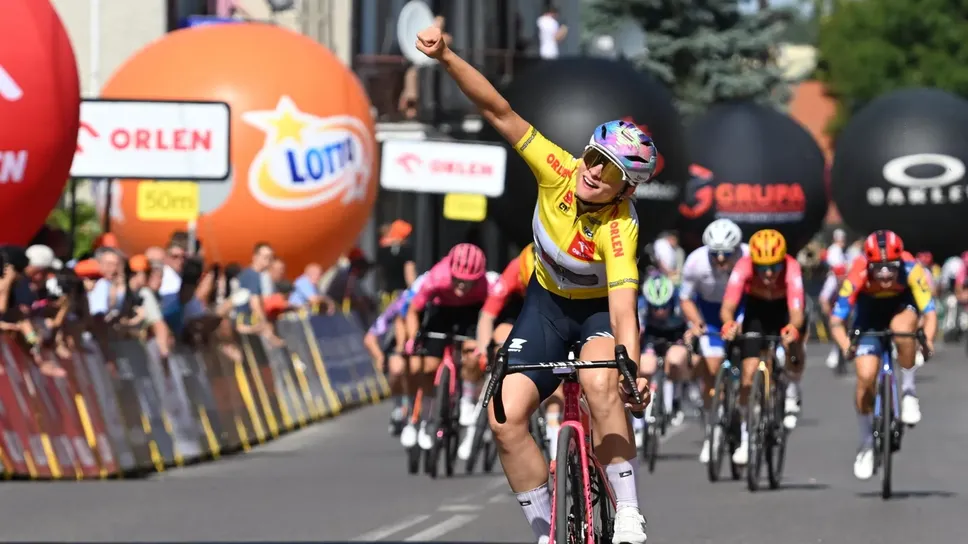 Chiara Consonni gioisce per la vittoria nella terza e ultima tappa del Giro di Polonia Chiara Consonni gioisce per la vittoria nella terza e ultima tappa del Giro di Polonia
