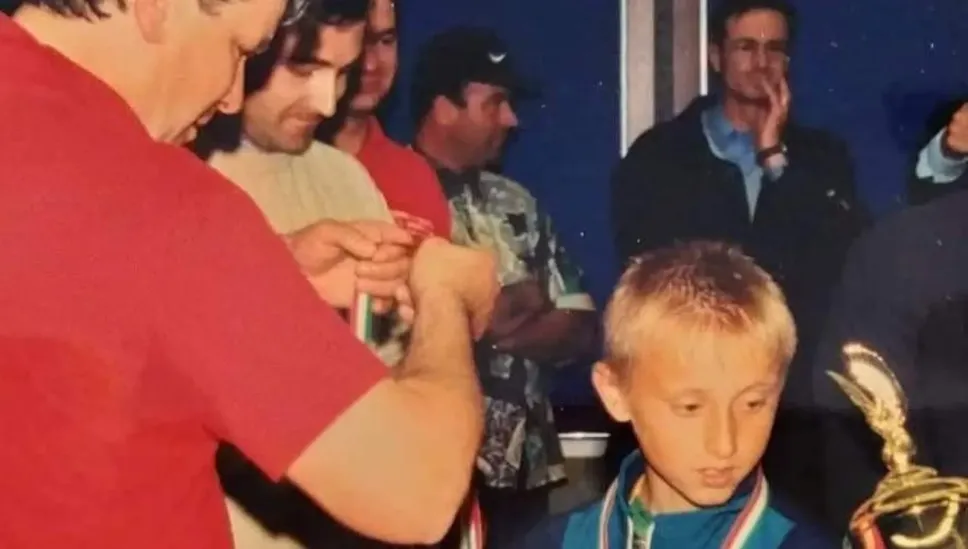 La premiazione di Modric al torneo dell’Immacolata Alzano nel 1997