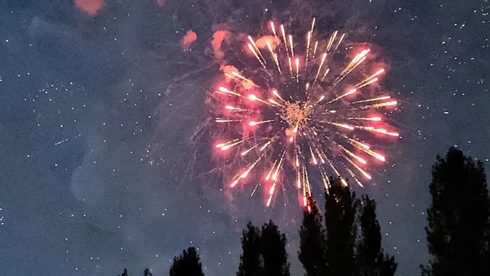 bergamo con il naso all8217ins249 per i fuochi al parco goisis foto e video