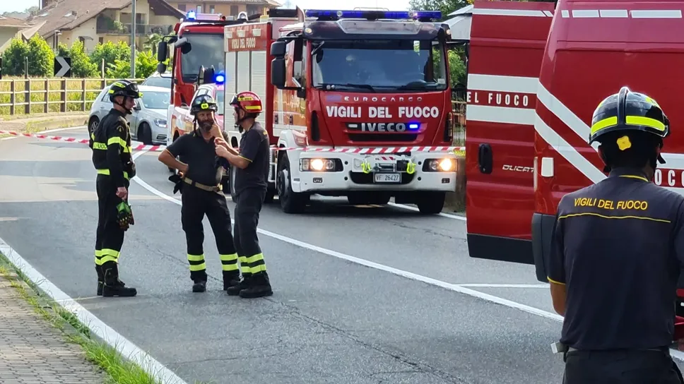 Vigili del fuoco a Rogno Vigili del fuoco a Rogno