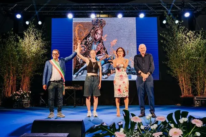 La premiazione di Giulia Monzani La premiazione di Giulia Monzani