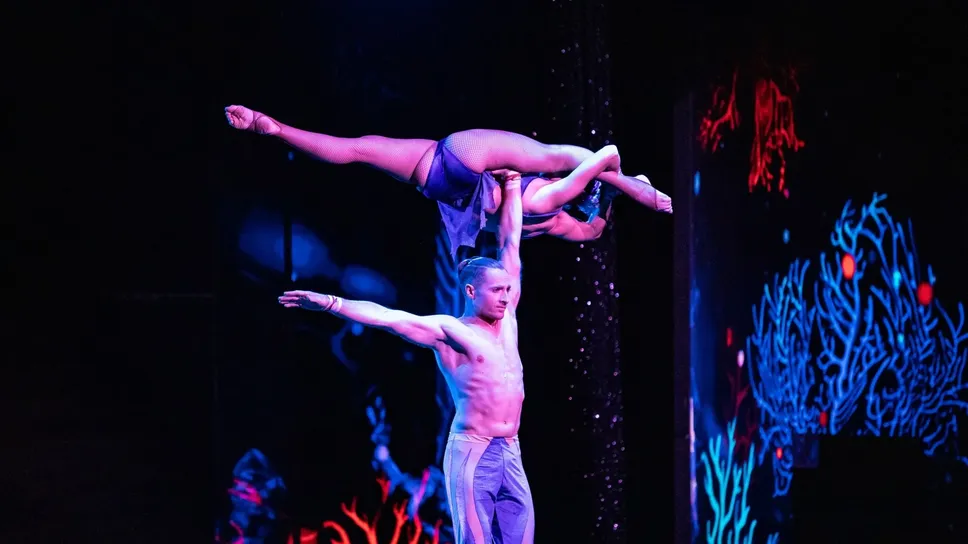 Il duo di acrobati spagnoli «Acrodreams»