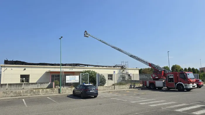 piscina di ghisalba dopo l8217incendio almeno un anno di chiusura