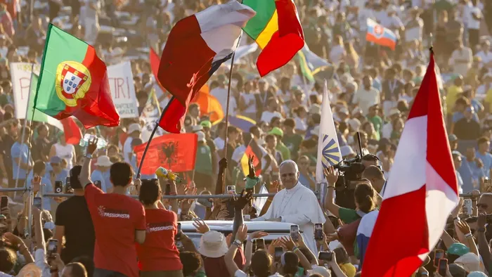 https://storage.ecodibergamo.it/media/photologue/2025/8/2/photos/cache/giubileo-un-milione-di-giovani-a-roma-il-papa-cercate-la-giustizia-per-costr_caa14f32-6fd8-11f0-84d1-1a4cf007d5b9_1920_1080_v3_large_16_9.webp