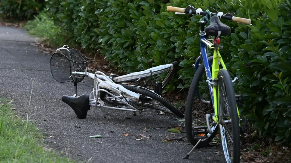 La bicicletta su cui stava viaggiando la donna
