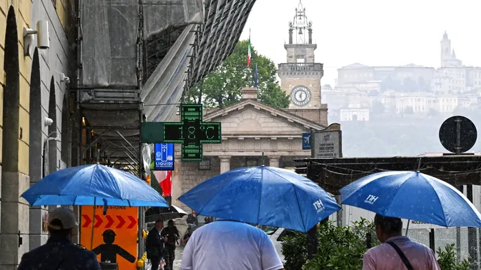 https://storage.ecodibergamo.it/media/photologue/2025/8/20/photos/cache/rientra-lallerta-giovedi-riaprono-i-parchi-ma-ancora-pioggia_12c7d756-7dd8-11f0-baa2-a55527e0b8d4_1920_1080_v3_large_16_9.webp