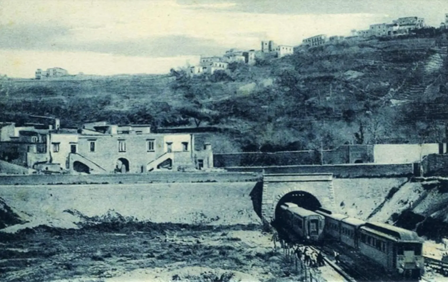 Galleria Posillipo, imbocco lato Napoli Fuorigrotta