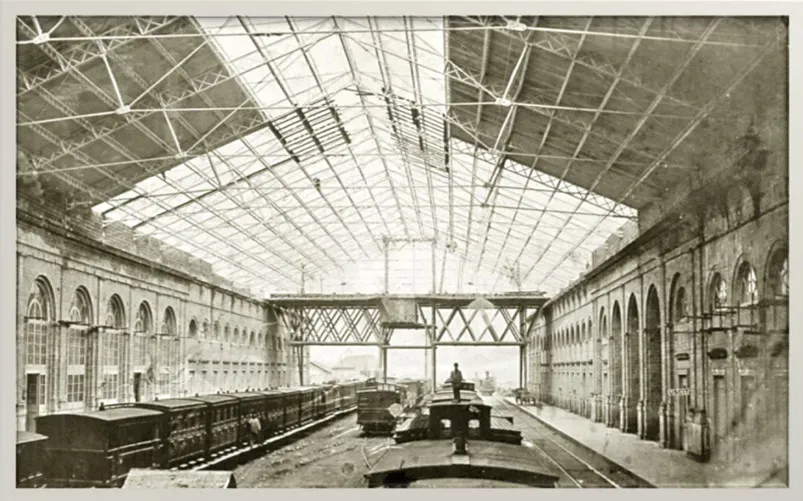Stazione di Napoli Centrale prima dello scavo della trincea