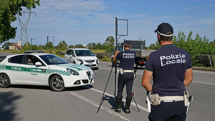 https://storage.ecodibergamo.it/media/photologue/2025/8/21/photos/cache/treviglio-96-veicoli-senza-revisione-i-controlli-della-polizia-locale_c37211c8-7e7f-11f0-baa2-a55527e0b8d4_1920_1080_v3_large_16_9.webp