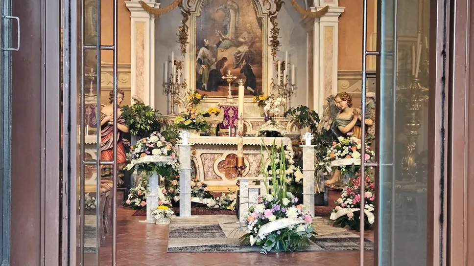 La chiesetta di San Luigi dove si trova il feretro di Matilde La chiesetta di San Luigi dove si trova il feretro di Matilde