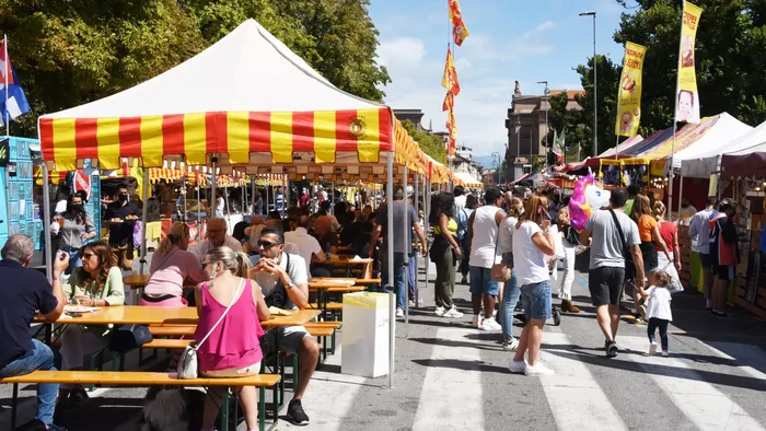 sant8217alessandro la sagra in parrocchia street food e bancarelle sul sentierone