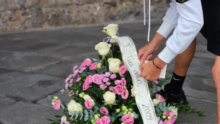 https://storage.ecodibergamo.it/media/photologue/2025/8/23/photos/cache/clusone-lutto-cittadino-per-matilde-i-funerali-alle-15_190c8e0a-8002-11f0-baa2-a55527e0b8d4_1920_1080_v3_large_16_9.webp