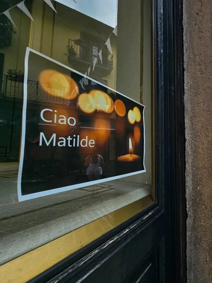 Sull vetrine di Clusone