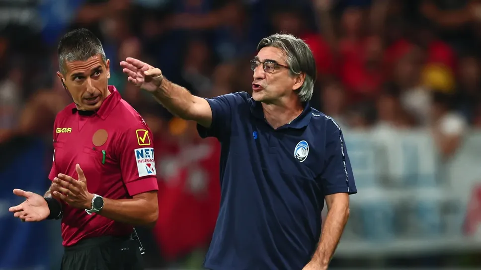 Mister Juric durante la partita Atalanta-Pisa Mister Juric durante la partita Atalanta-Pisa