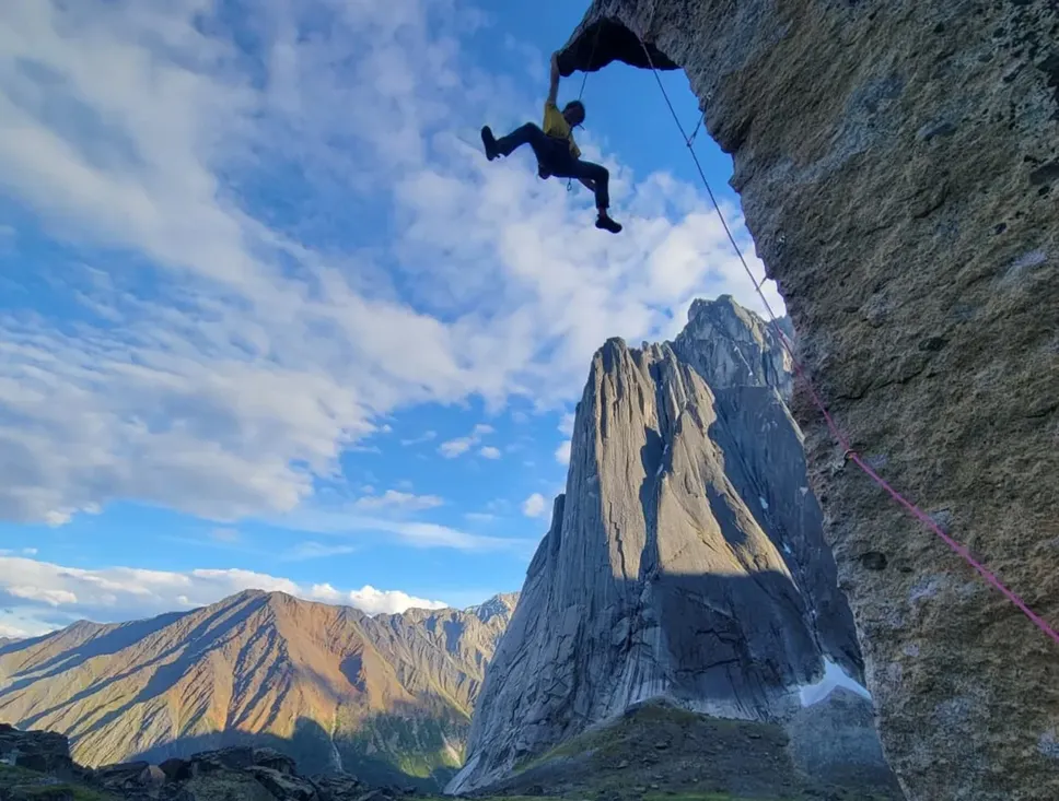 Dario Eynard durante le arrampicate in Canada