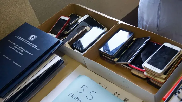 No ai cellulari, voto di condotta e nuova maturità: tante le novità No ai cellulari, voto di condotta e nuova maturità: tante le novità