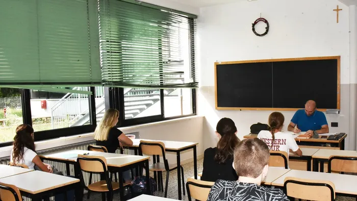 Scuola, 8.300 studenti bergamaschi tornano sui banchi per l’esame di recupero Scuola, 8.300 studenti bergamaschi tornano sui banchi per l’esame di recupero