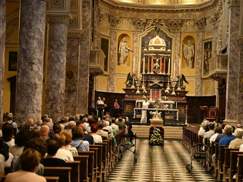Il funerale di Maria Elisa Merisio a Martinengo