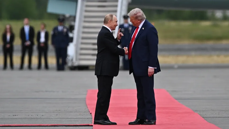 Il presidente americano Donald Trump riceve il presidente russo Vladimir Putin ad Anchorage in Alaska Il presidente americano Donald Trump riceve il presidente russo Vladimir Putin ad Anchorage in Alaska