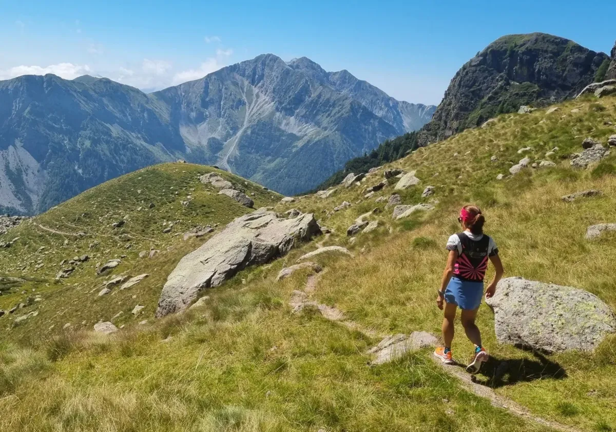 Sulla via del ritorno verso Mezzeno (sent. 217)
