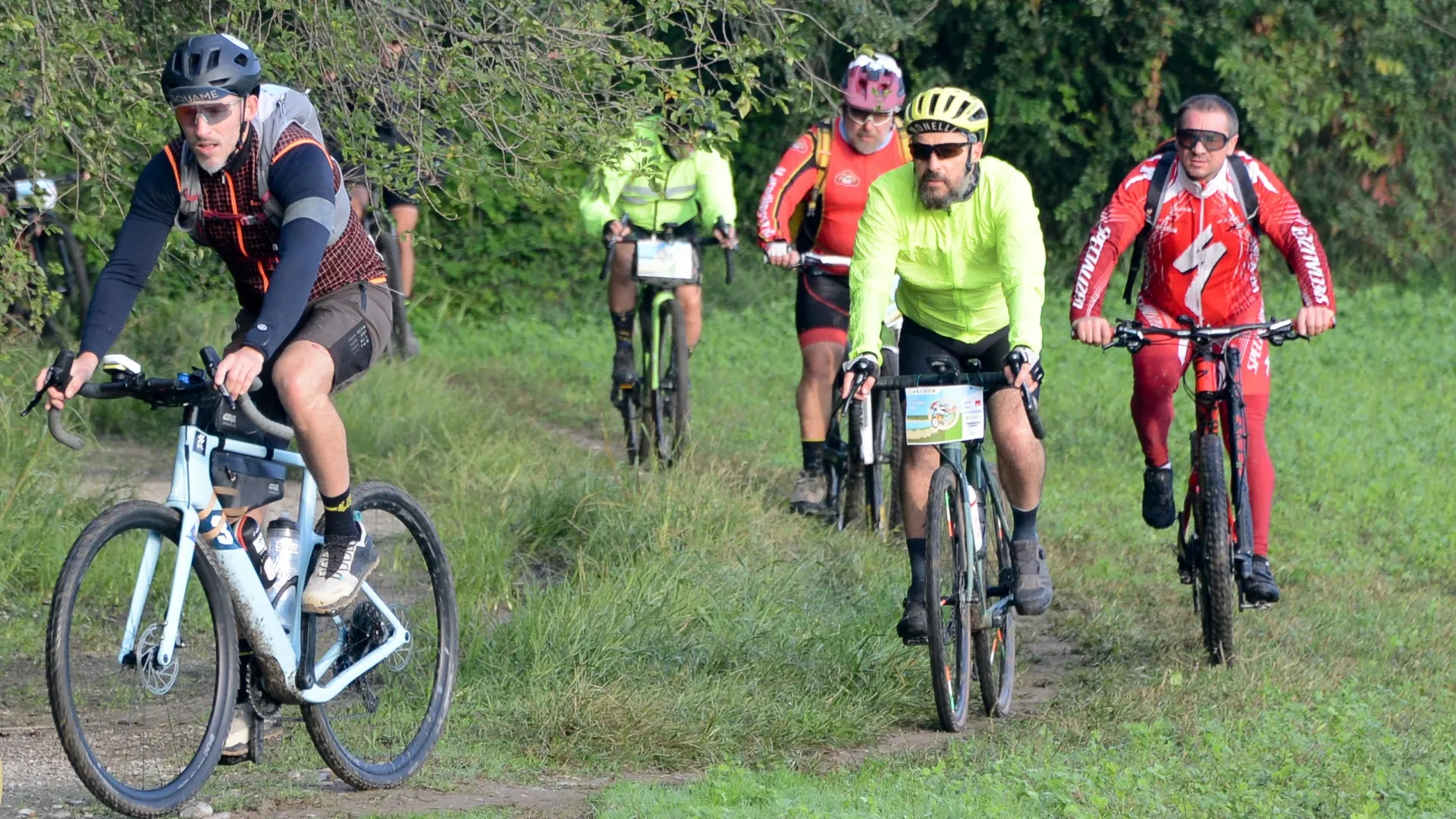 https://storage.ecodibergamo.it/media/photologue/2025/8/29/photos/con-la-gravel-sul-serio-si-pedala-tra-i-tesori-della-bassa-bergamasca_add0c100-84b7-11f0-b40e-3446cd30f115_1920_1080.webp