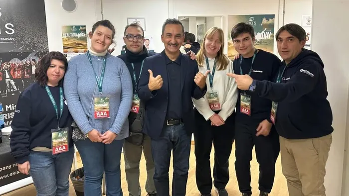 https://storage.ecodibergamo.it/media/photologue/2025/8/3/photos/cache/alice-alla-radio-la-voce-della-gentilezza-guardare-il-mondo-con-occhi-nuovi_7fb00f68-704b-11f0-84d1-1a4cf007d5b9_1920_1080_v3_large_16_9.webp