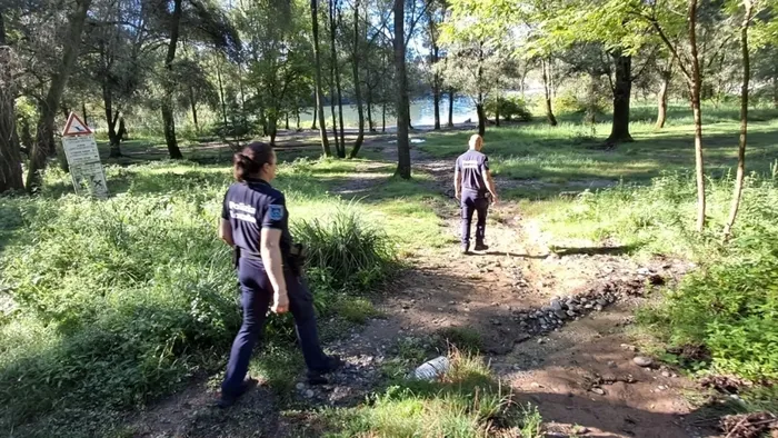 https://storage.ecodibergamo.it/media/photologue/2025/8/4/photos/cache/picnic-vietati-sulla-penisola-delladda-quaranta-famiglie-respinte_7a185758-70a1-11f0-84d1-1a4cf007d5b9_1920_1080_v3_large_16_9.webp