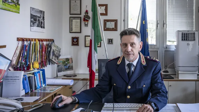 https://storage.ecodibergamo.it/media/photologue/2025/8/9/photos/cache/il-comandante-della-stradale-oggi-bollino-nero-prudenza-alla-guida-e-niente-c_fea0bcc4-7496-11f0-a7b5-20a0d78849ee_1920_1080_v3_large_16_9.webp