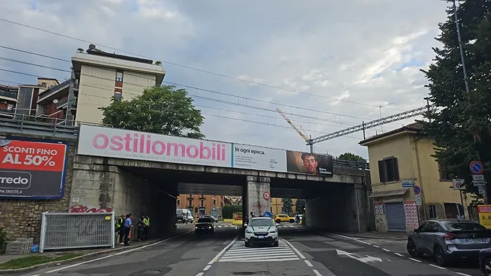 https://storage.ecodibergamo.it/media/photologue/2025/9/1/photos/cache/via-san-bernardino-a-bergamo-si-attende-la-chiusura-del-sottopasso-live_ac6f426a-86fa-11f0-bb73-e14b66d64ae4_1920_1080_v3_large_16_9.webp