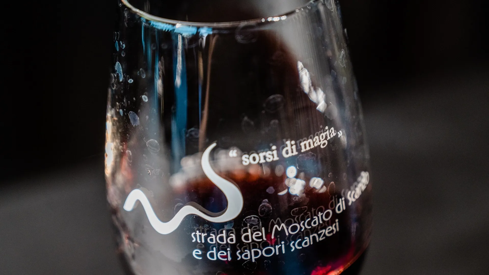 https://storage.ecodibergamo.it/media/photologue/2025/9/1/photos/festa-del-moscato-di-scanzo-sapori-musica-e-arte-nelle-terre-del-vescovado_69ab63fa-84d4-11f0-b40e-3446cd30f115_1920_1080.webp