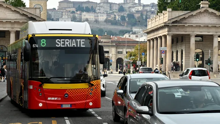 Nuovo orario di Atb e Teb a Bergamo, parcheggi d’interscambio con più corse per il centro