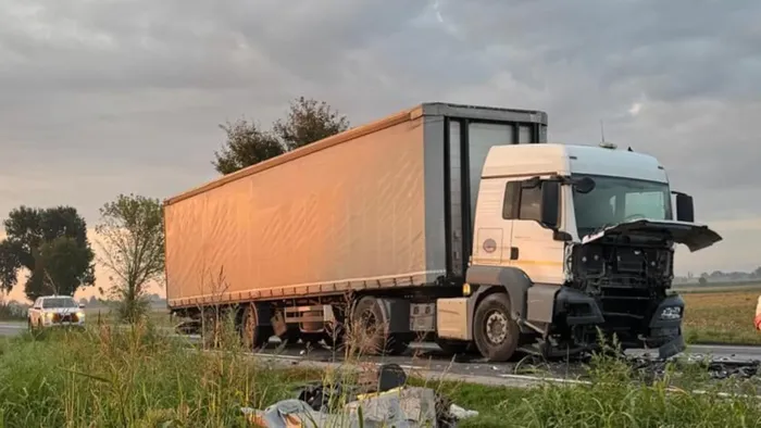 in auto contro un tir sulla paullese muore cinquantenne di cologno al serio