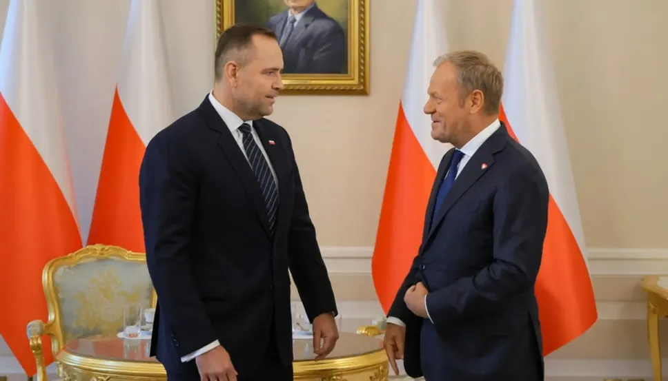 In Polonia il presidente Karol Nawrocki (a sinistra) frena le iniziative del premier Donald Tusk