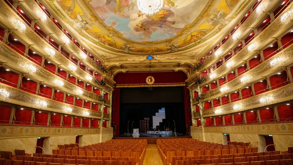 Il Teatro Donizetti ospita una serata speciale promossa dalle Fondazioni Siaa e Vittorio Polli e Anna Maria Stoppani Il Teatro Donizetti ospita una serata speciale promossa dalle Fondazioni Siaa e Vittorio Polli e Anna Maria Stoppani