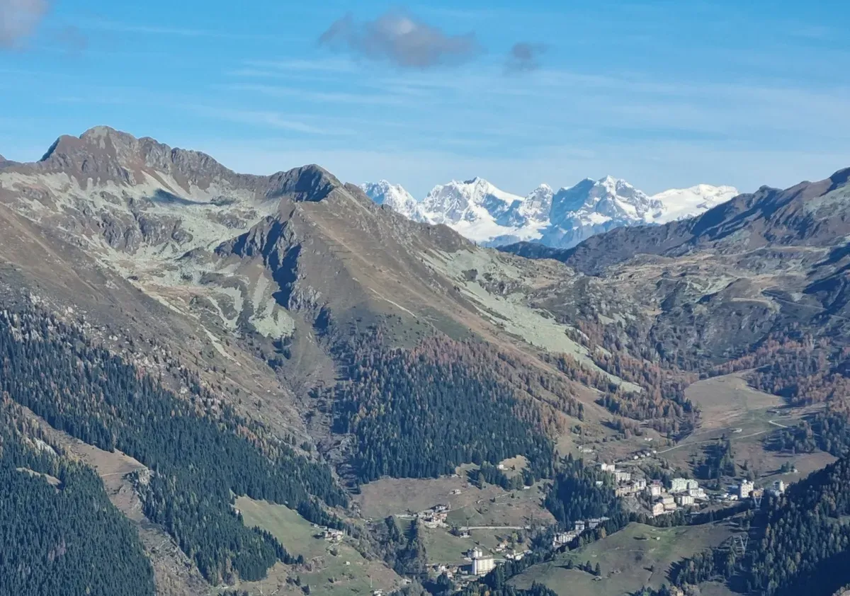Altra prospettiva di Foppolo dal Pizzo Badile brembano