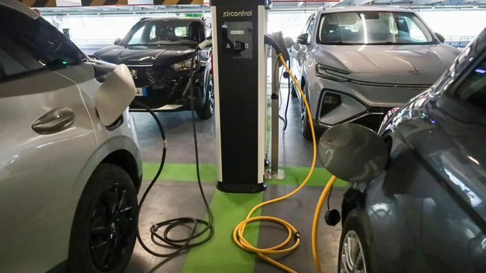L’8 settembre in Gazzetta Ufficiale il decreto sui nuovi incentivi statali auto: 597 milioni a disposizione