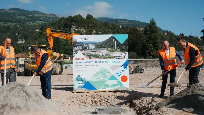 Itema investe 30 milioni a Ponte Nossa: un nuovo stabilimento nell’ex Cantoni Itema investe 30 milioni a Ponte Nossa: un nuovo stabilimento nell’ex Cantoni