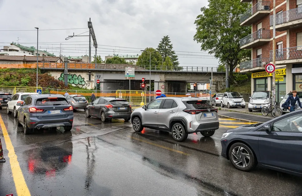 Rallentamenti in largo Tironi