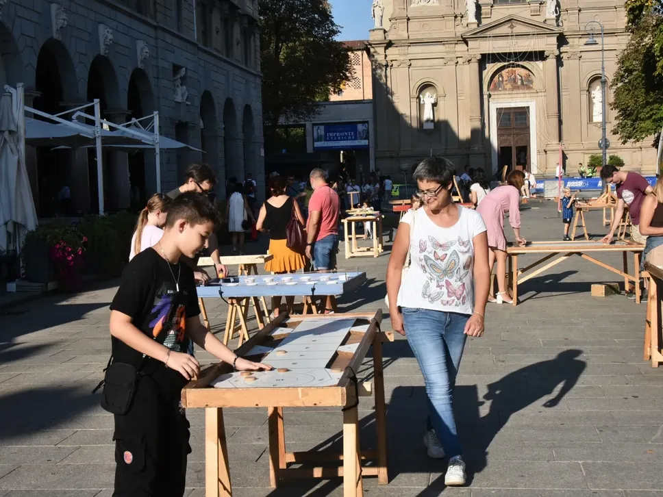 Giochi per bambini sul Sentierone