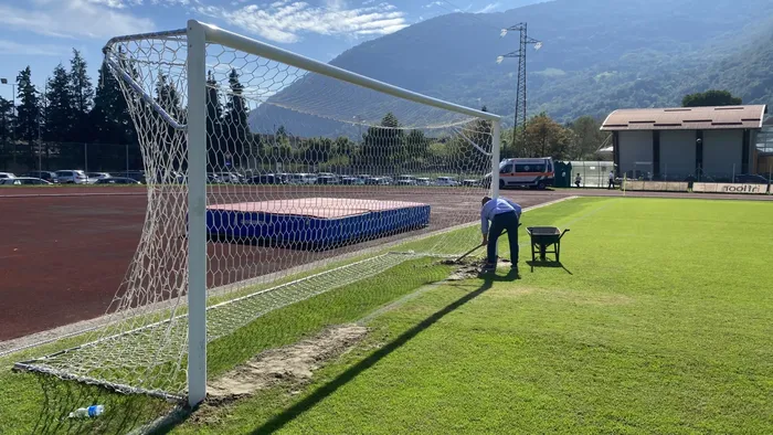 https://storage.ecodibergamo.it/media/photologue/2025/9/21/photos/cache/a-casazza-le-porte-sono-troppo-alte-brusaporto-villa-valle-non-si-gioca_ddef6eae-96f5-11f0-be4a-52bc0314f690_1920_1080_v3_large_16_9.webp