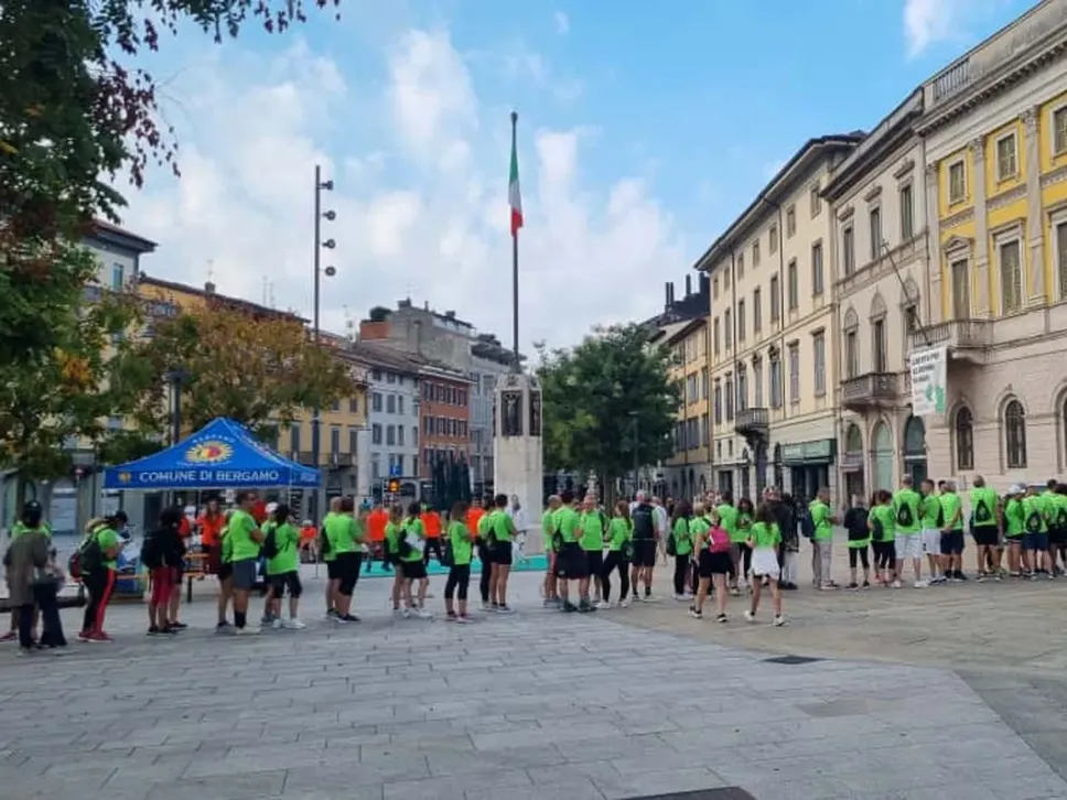 In fila a Palazzo Frizzoni