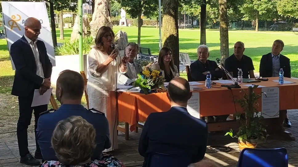 La presentazione di «Azzano Solidale»