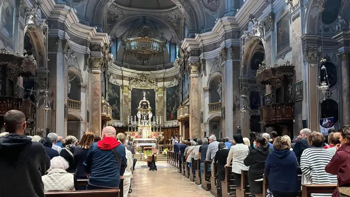 https://storage.ecodibergamo.it/media/photologue/2025/9/22/photos/cache/luna-ricorda-il-papa-giuseppe-vorrei-sentirti-ancora-vicino_c1073e34-97ae-11f0-8d68-503fff778d91_1920_1080_v3_large_16_9.webp