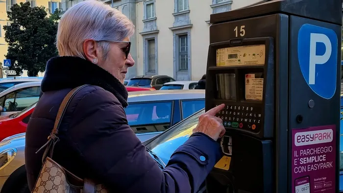 Sosta a pagamento anche con la carta di credito, in arrivo a novembre 36 nuovi parcometri