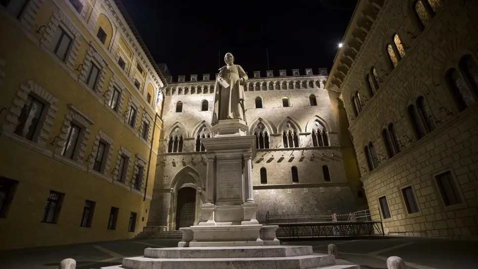 La sede centrale della Banca Monte dei Paschi (Mps) a Siena