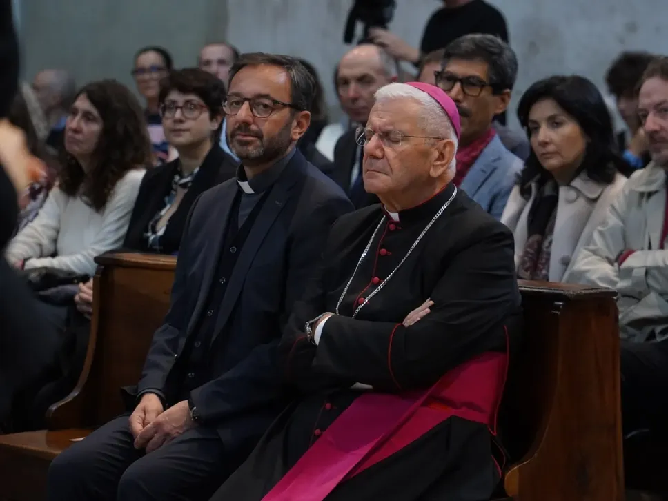 Il Vescovo di Bergamo, monsignor Francesco Beschi