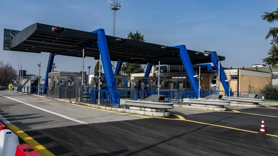 Il casello di Dalmine dell’A4 dopo l’inaugurazione del nuovo svincolo