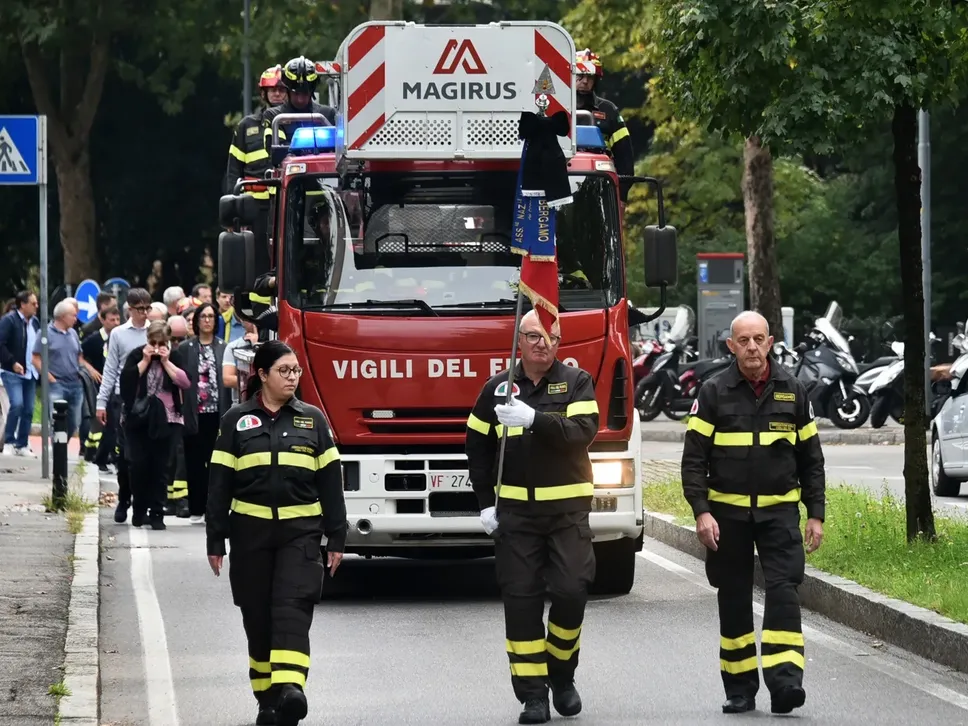 Il lungo corteo