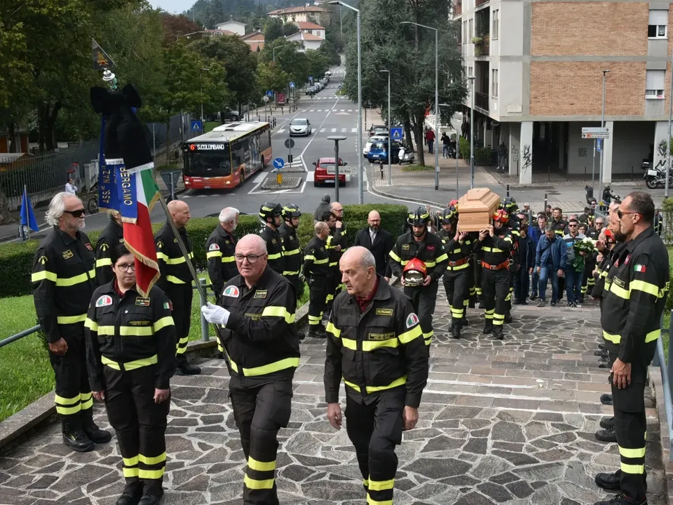 I colleghi per il funerale di Livio Mora