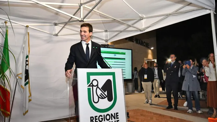 https://storage.ecodibergamo.it/media/photologue/2025/9/30/photos/cache/marche-voto-ed-errori-lallarme-astensione_5c7411fa-9dca-11f0-85d5-8e765c89b52c_1920_1080_v3_large_16_9.webp